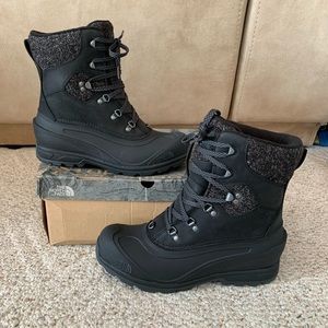 The North Face Women's Chilkat SE Winter Boot sz11